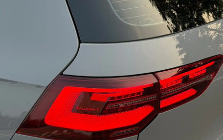 Volkswagen Golf VIII, 2022 год, 2 200 000 рублей, 24 фотография
