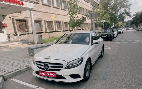 Mercedes-Benz C-Класс, 2018 год, 2 600 000 рублей, 1 фотография