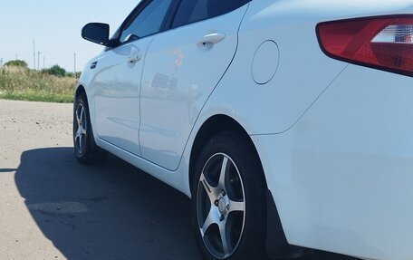 KIA Rio III рестайлинг, 2013 год, 830 000 рублей, 12 фотография