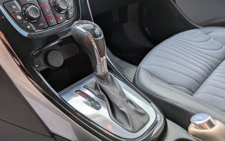 Opel Astra OPC J, 2014 год, 940 000 рублей, 10 фотография
