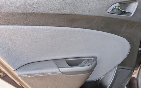 Opel Astra OPC J, 2014 год, 940 000 рублей, 18 фотография