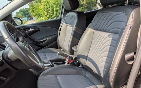Opel Astra OPC J, 2014 год, 940 000 рублей, 14 фотография