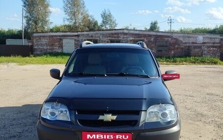 Chevrolet Niva I рестайлинг, 2018 год, 800 000 рублей, 7 фотография