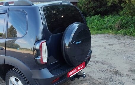 Chevrolet Niva I рестайлинг, 2018 год, 800 000 рублей, 24 фотография