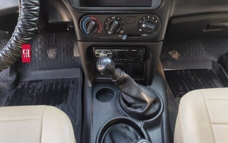 Chevrolet Niva I рестайлинг, 2018 год, 800 000 рублей, 35 фотография