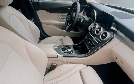 Mercedes-Benz C-Класс, 2018 год, 2 600 000 рублей, 6 фотография