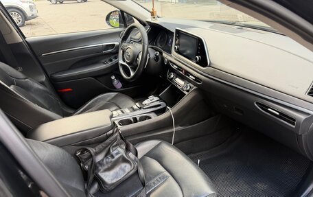 Hyundai Sonata VIII, 2019 год, 1 099 000 рублей, 6 фотография