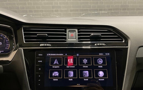 Volkswagen Tiguan II, 2020 год, 3 950 000 рублей, 12 фотография