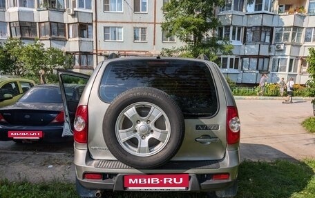 Chevrolet Niva I рестайлинг, 2012 год, 530 000 рублей, 2 фотография