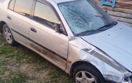 Toyota Avensis III рестайлинг, 1999 год, 280 000 рублей, 1 фотография
