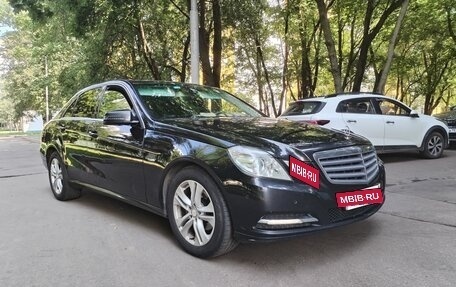 Mercedes-Benz E-Класс, 2012 год, 1 300 000 рублей, 2 фотография