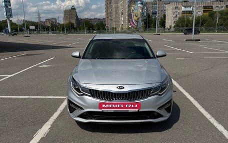 KIA Optima IV, 2018 год, 2 000 000 рублей, 3 фотография
