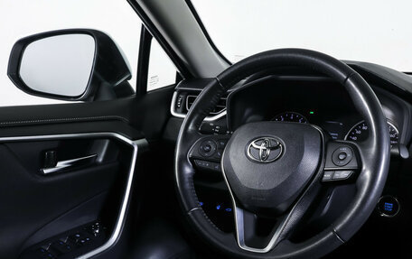 Toyota RAV4, 2021 год, 3 795 000 рублей, 14 фотография