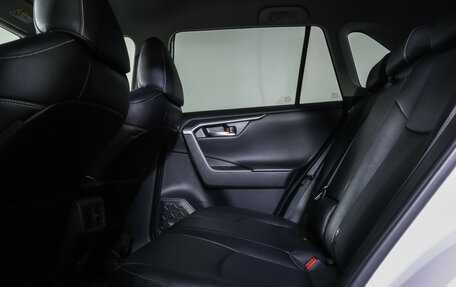 Toyota RAV4, 2021 год, 3 795 000 рублей, 13 фотография