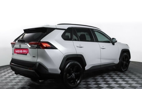 Toyota RAV4, 2021 год, 3 795 000 рублей, 6 фотография