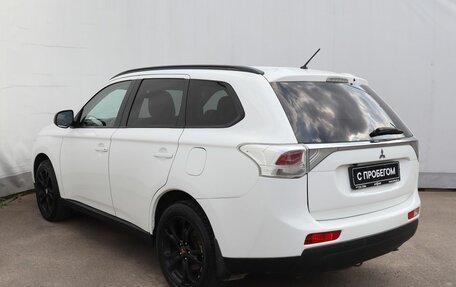 Mitsubishi Outlander III рестайлинг 3, 2012 год, 930 000 рублей, 6 фотография