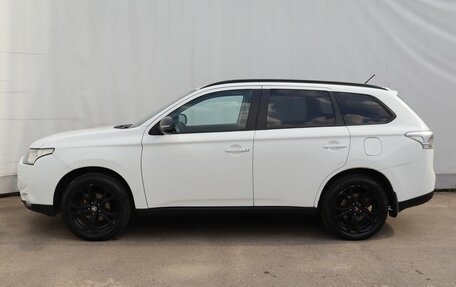 Mitsubishi Outlander III рестайлинг 3, 2012 год, 930 000 рублей, 8 фотография
