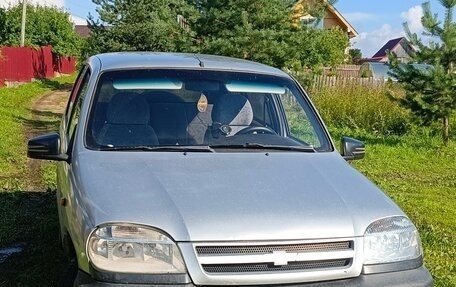Chevrolet Niva I рестайлинг, 2003 год, 350 000 рублей, 5 фотография
