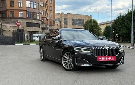 BMW 7 серия, 2019 год, 7 200 000 рублей, 3 фотография