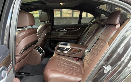 BMW 7 серия, 2019 год, 7 200 000 рублей, 15 фотография