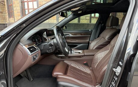 BMW 7 серия, 2019 год, 7 200 000 рублей, 11 фотография