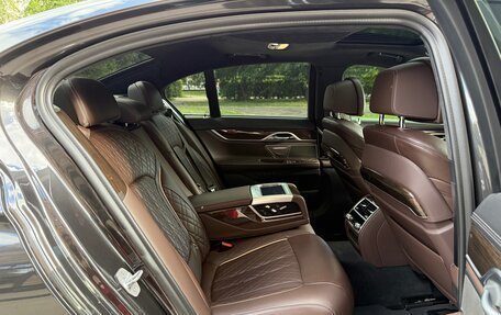 BMW 7 серия, 2019 год, 7 200 000 рублей, 18 фотография