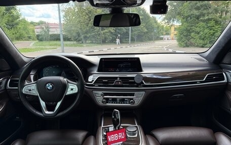 BMW 7 серия, 2019 год, 7 200 000 рублей, 16 фотография