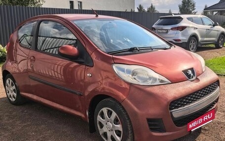 Peugeot 107 I рестайлинг, 2009 год, 415 000 рублей, 2 фотография
