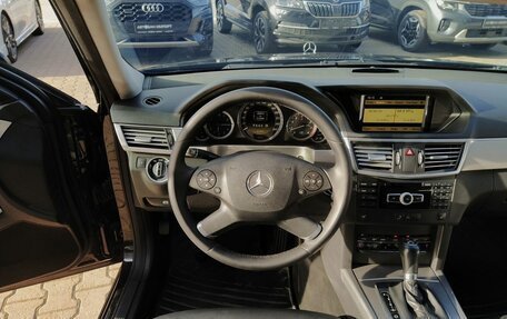 Mercedes-Benz E-Класс, 2011 год, 1 499 000 рублей, 26 фотография