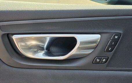 Volvo XC60 II, 2021 год, 4 250 000 рублей, 10 фотография