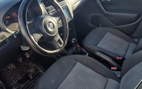 Volkswagen Polo VI (EU Market), 2013 год, 650 000 рублей, 9 фотография