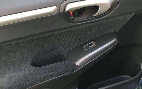 Honda Civic VIII, 2010 год, 750 000 рублей, 7 фотография