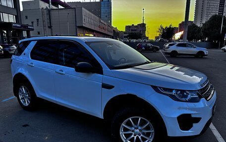 Land Rover Discovery Sport I рестайлинг, 2015 год, 2 400 000 рублей, 4 фотография