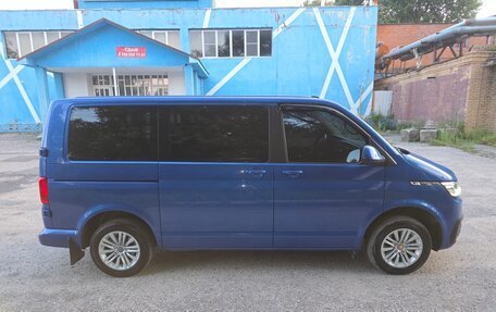 Volkswagen Caravelle T6 рестайлинг, 2021 год, 3 350 000 рублей, 5 фотография