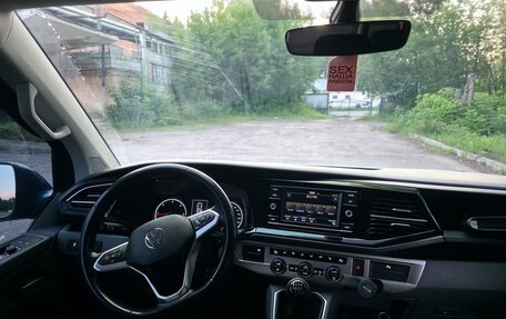 Volkswagen Caravelle T6 рестайлинг, 2021 год, 3 350 000 рублей, 13 фотография