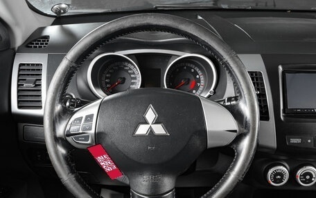 Mitsubishi Outlander III рестайлинг 3, 2008 год, 999 000 рублей, 14 фотография