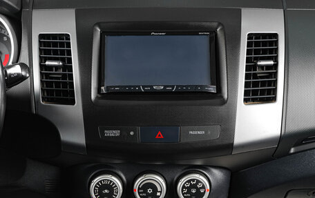 Mitsubishi Outlander III рестайлинг 3, 2008 год, 999 000 рублей, 16 фотография
