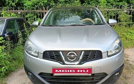 Nissan Qashqai, 2011 год, 900 000 рублей, 8 фотография