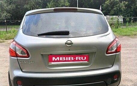 Nissan Qashqai, 2011 год, 900 000 рублей, 10 фотография