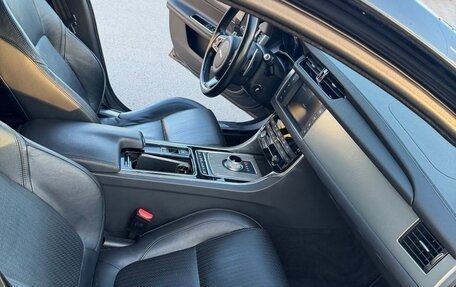 Jaguar XF II, 2016 год, 2 100 000 рублей, 11 фотография