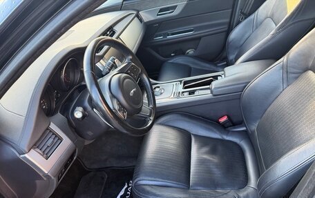 Jaguar XF II, 2016 год, 2 100 000 рублей, 12 фотография