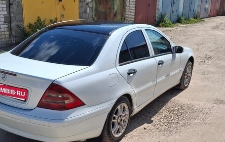 Mercedes-Benz C-Класс, 2002 год, 330 000 рублей, 2 фотография