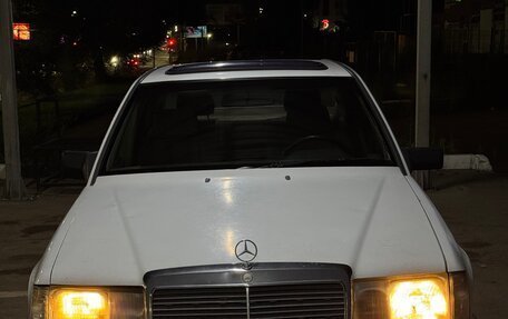 Mercedes-Benz W124, 1988 год, 117 000 рублей, 2 фотография