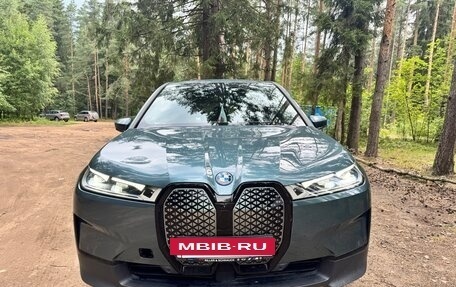 BMW iX, 2021 год, 7 500 000 рублей, 5 фотография