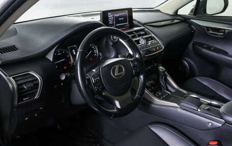 Lexus NX I, 2019 год, 3 125 000 рублей, 16 фотография