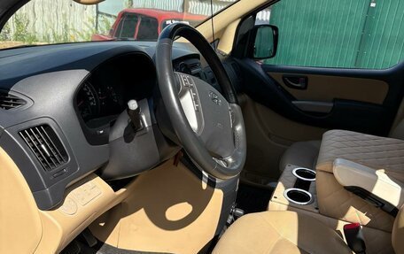 Hyundai H-1 II рестайлинг, 2017 год, 3 210 000 рублей, 11 фотография