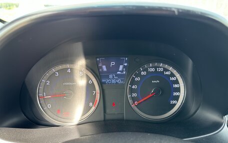 Hyundai Solaris II рестайлинг, 2014 год, 699 000 рублей, 22 фотография