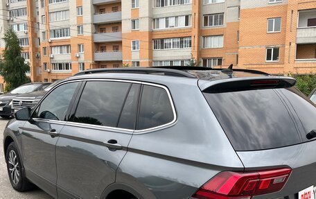 Volkswagen Tiguan II, 2019 год, 2 190 000 рублей, 3 фотография