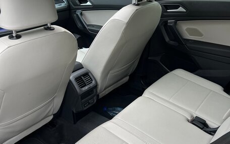 Volkswagen Tiguan II, 2019 год, 2 190 000 рублей, 12 фотография