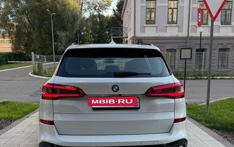 BMW X5, 2018 год, 5 890 000 рублей, 4 фотография